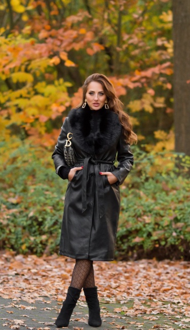 faux leather winter coat in Trenchcoat Look Black